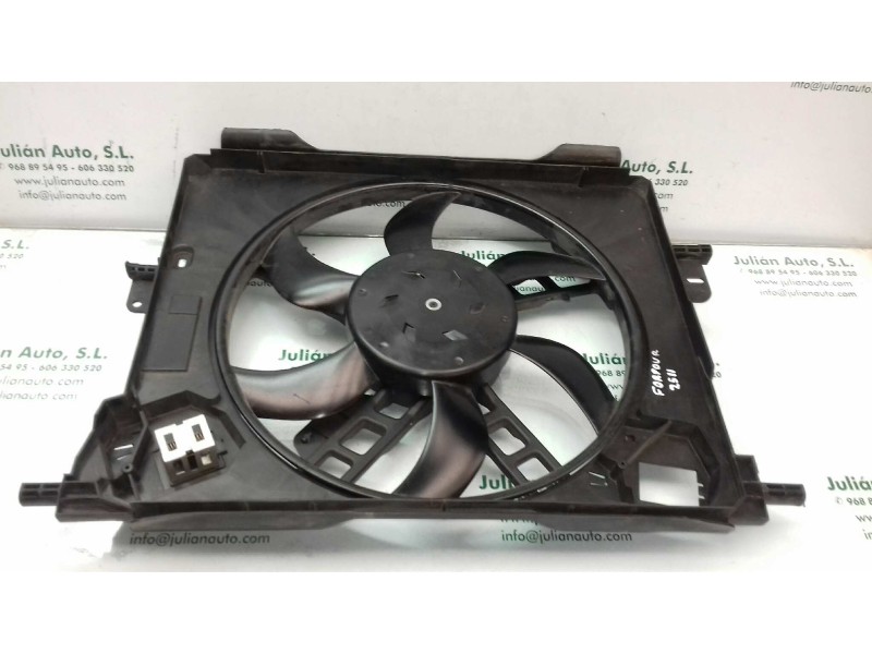 Recambio de electroventilador para smart forfour basis (66kw) (453.044) referencia OEM IAM 1321699 93868365 FAURECIA