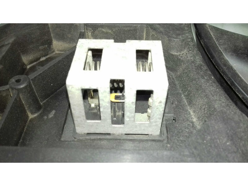 Recambio de electroventilador para smart forfour basis (66kw) (453.044) referencia OEM IAM 1321699 93868365 FAURECIA