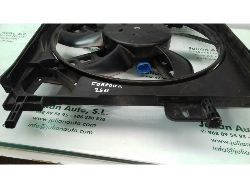 Recambio de electroventilador para smart forfour basis (66kw) (453.044) referencia OEM IAM 1321699 93868365 FAURECIA