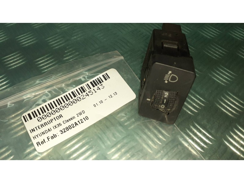 Recambio de interruptor para hyundai ix35 classic 2wd referencia OEM IAM 32802A1210 CONECTOR 5 PINES ALTURA FAROS