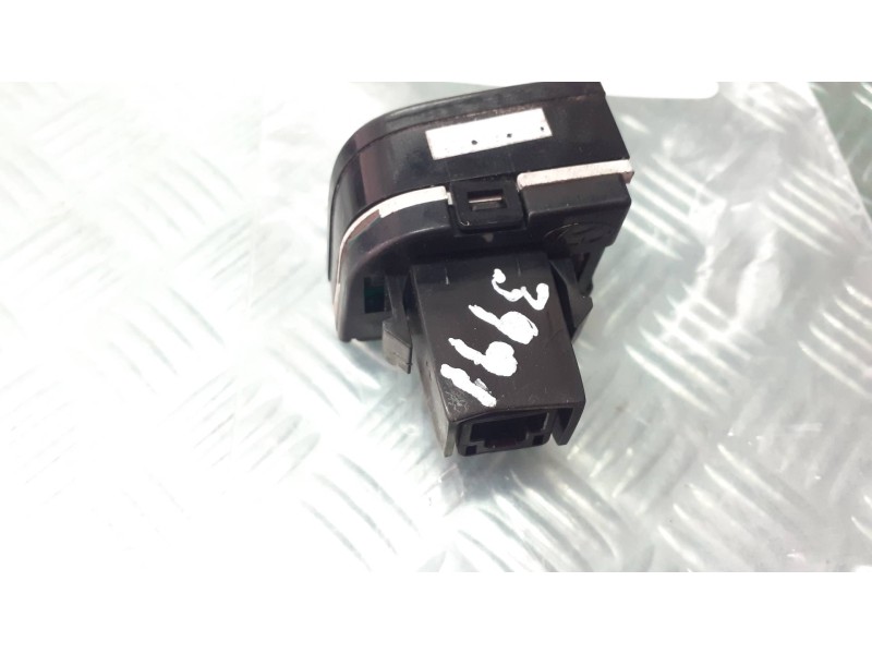 Recambio de sensor para hyundai ix35 classic 2wd referencia OEM IAM  CONECTOR 4 PINES AIRBAG