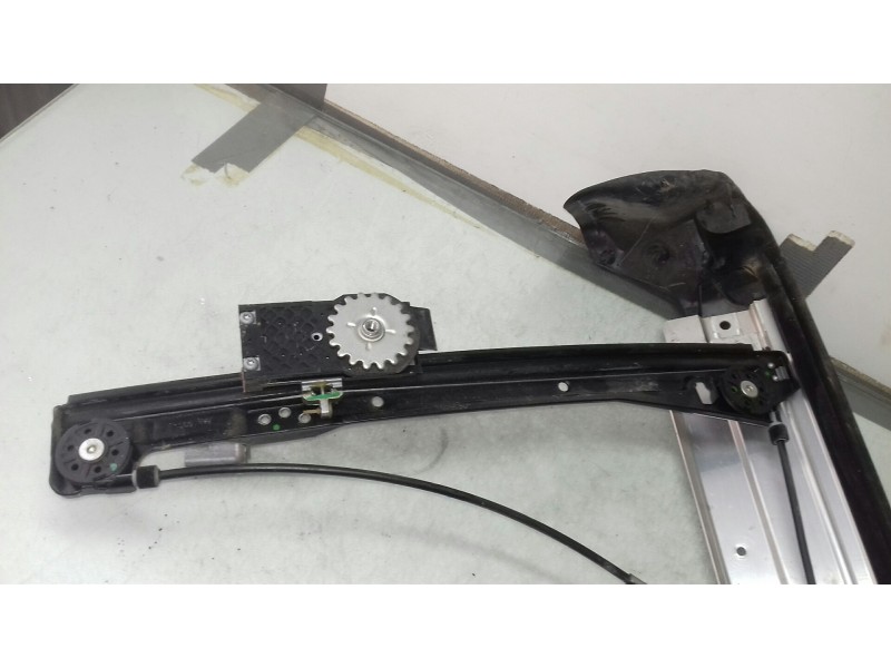 Recambio de elevalunas delantero derecho para bmw mini (r56) one referencia OEM IAM 8820012 RM09976016 MO9524