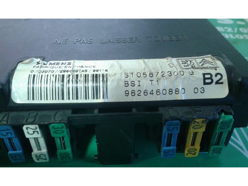 Recambio de caja reles / fusibles para peugeot 206 berlina xn referencia OEM IAM 9626460880 BSI B2 SIEMENS