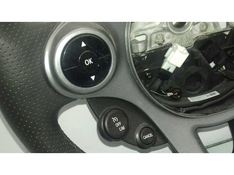 Recambio de volante para smart forfour basis (66kw) (453.044) referencia OEM IAM A4534603700 484007424R 