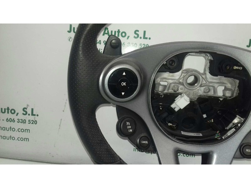 Recambio de volante para smart forfour basis (66kw) (453.044) referencia OEM IAM A4534603700 484007424R 