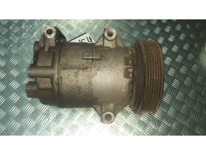 Recambio de compresor aire acondicionado para renault megane ii berlina 5p dynamique referencia OEM IAM 8200600110  DELPHI