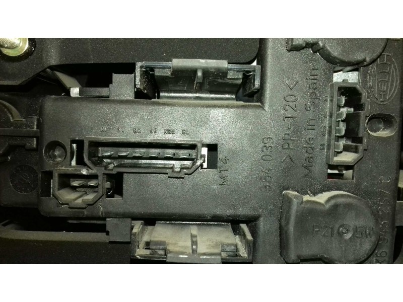 Recambio de piloto trasero izquierdo para seat ibiza (6k1) select referencia OEM IAM 6K6945257C 964039 EXT - ALETA