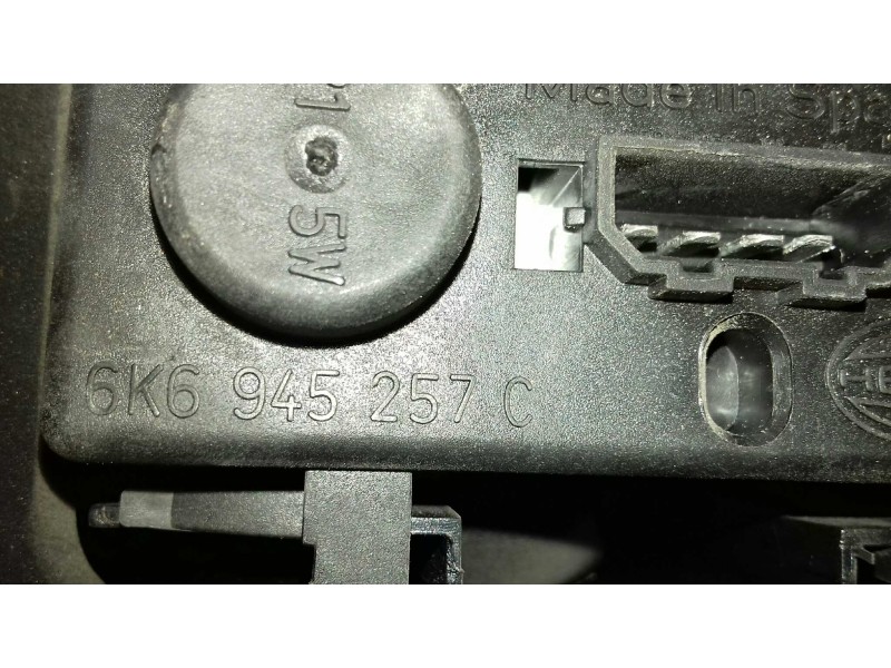 Recambio de piloto trasero izquierdo para seat ibiza (6k1) select referencia OEM IAM 6K6945257C 964039 EXT - ALETA