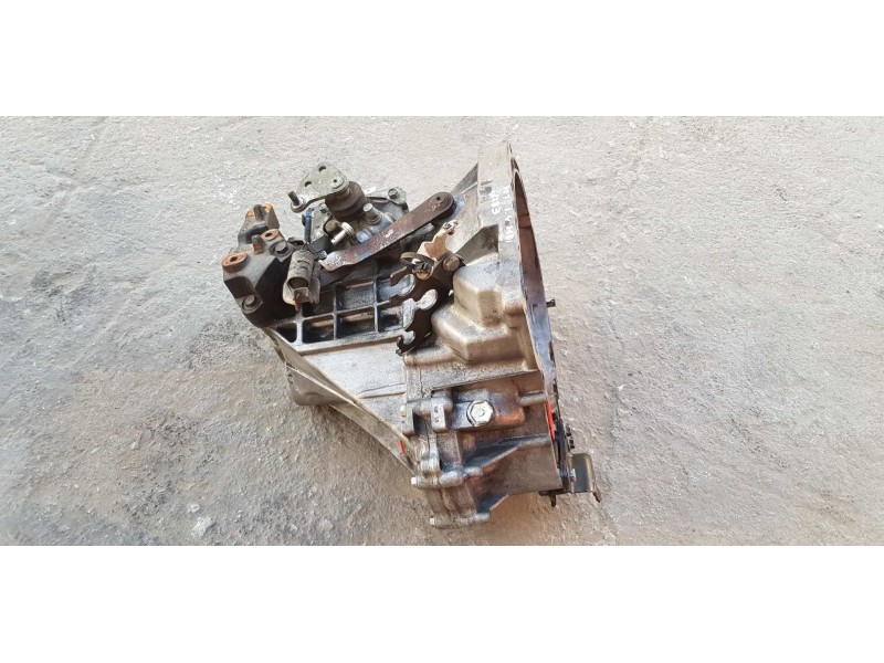 Recambio de caja cambios para peugeot 107 urban referencia OEM IAM 20TT03 20TT031574301 5 VELOCIDADES