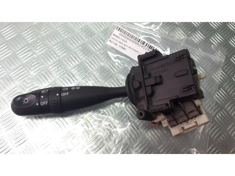 Recambio de mando luces para toyota yaris (ncp1/nlp1/scp1) 1.3 expo referencia OEM IAM 173681  173681