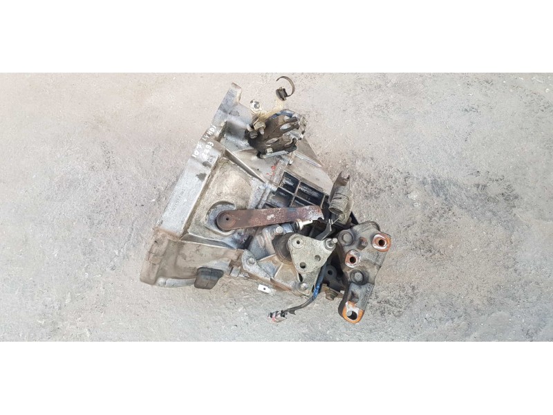 Recambio de caja cambios para peugeot 107 urban referencia OEM IAM 20TT03 20TT031574301 5 VELOCIDADES