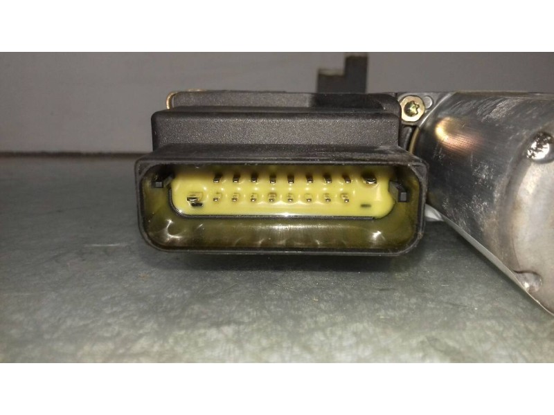 Recambio de motor elevalunas trasero derecho para skoda octavia berlina (1z3) tour referencia OEM IAM 101314  