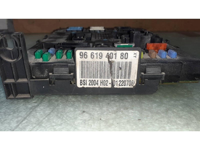 Recambio de caja reles / fusibles para citroen c6 exclusive referencia OEM IAM 96619404180 BSI 2004 H02 JOHNSON CONTROLS