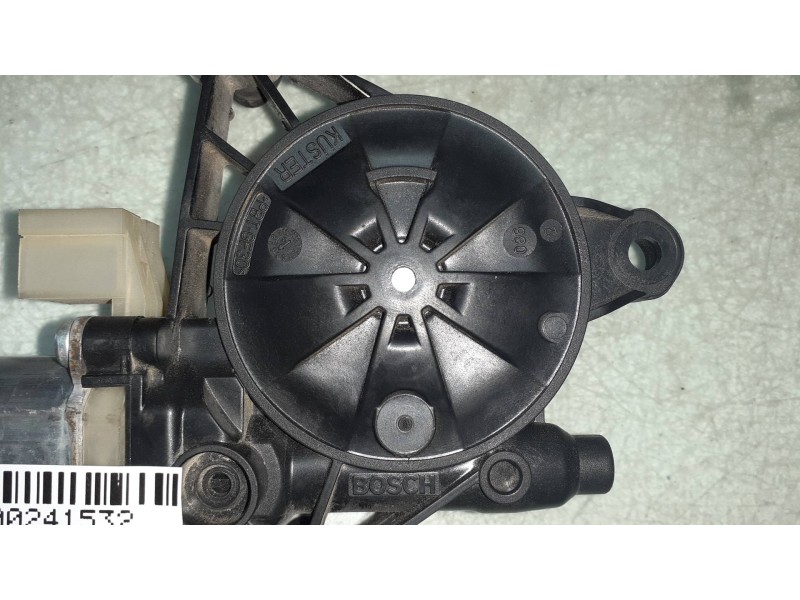 Recambio de motor elevalunas delantero derecho para seat leon (5f1) style referencia OEM IAM 0130822716 S850202100 3130034194