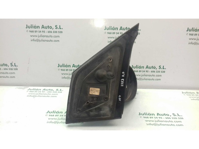 Recambio de retrovisor derecho para peugeot 107 urban referencia OEM IAM 879100H011  MANUAL