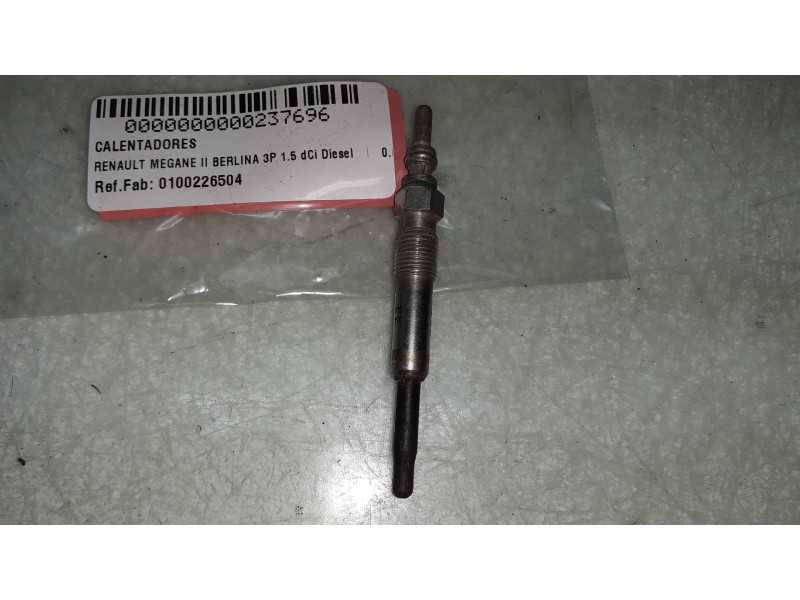 Recambio de calentadores para renault megane ii berlina 3p 1.5 dci diesel referencia OEM IAM 0100226504  