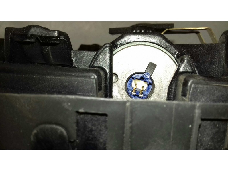 Recambio de airbag delantero izquierdo para renault scenic ii confort authentique referencia OEM IAM 8200381851A  2 CLEMAS