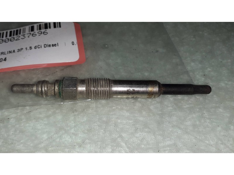 Recambio de calentadores para renault megane ii berlina 3p 1.5 dci diesel referencia OEM IAM 0100226504  