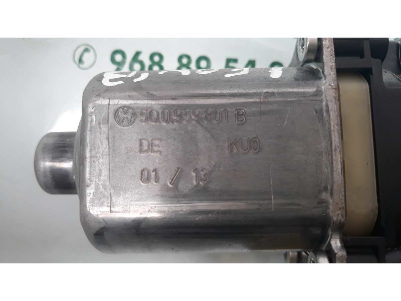 Recambio de motor elevalunas delantero izquierdo para seat leon (5f1) style referencia OEM IAM 5Q0959801B 0130822717 BOSCH