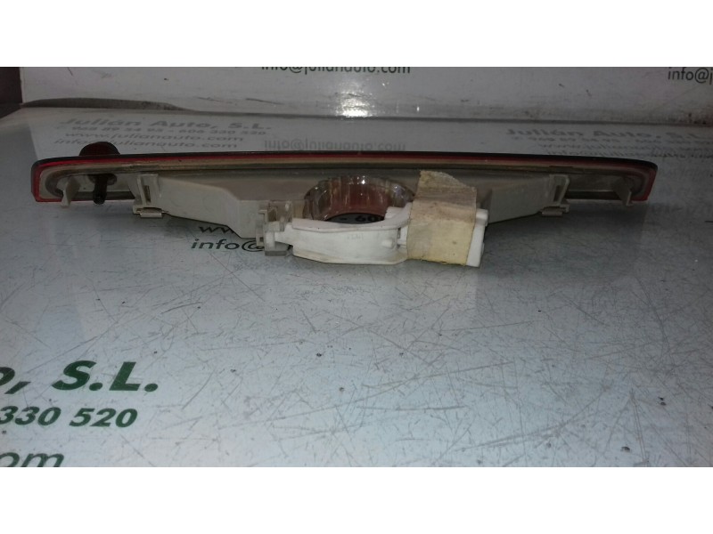 Recambio de luz central de freno para ford fusion (cbk) ambiente referencia OEM IAM 2N1113A602  2 PINES