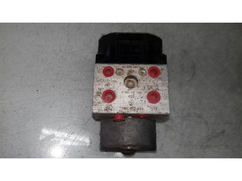 Recambio de abs para renault megane i scenic (ja0) 1.9 diesel referencia OEM IAM 0273004395   Recambio de abs para renault megane i scenic (ja0) 1.9 diesel referencia OEM IAM 0273004395