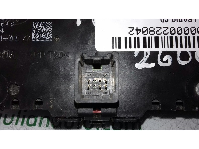 Recambio de sistema audio / radio cd para ford focus lim. titanium referencia OEM IAM F1ET18K811HD  5 PINES