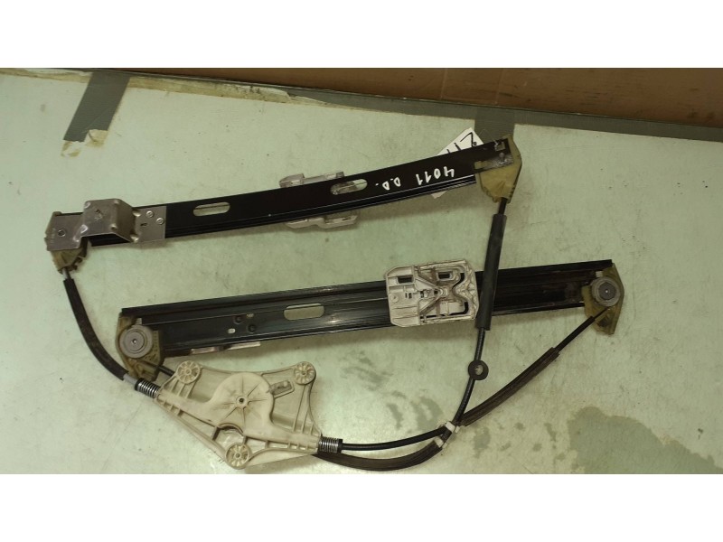 Recambio de elevalunas delantero derecho para seat leon (5f1) style referencia OEM IAM 5F4837462D  ELECTRICO