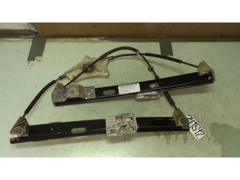 Recambio de elevalunas delantero derecho para seat leon (5f1) style referencia OEM IAM 5F4837462D  ELECTRICO