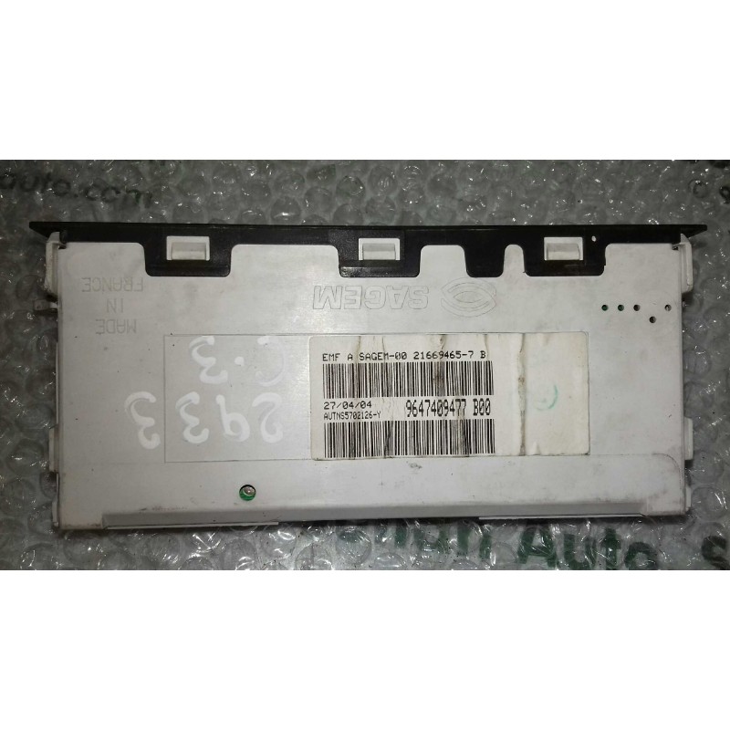 Recambio de pantalla multifuncion para citroen c3 1.4 exclusive referencia OEM IAM 9647409477 216543008 216694657