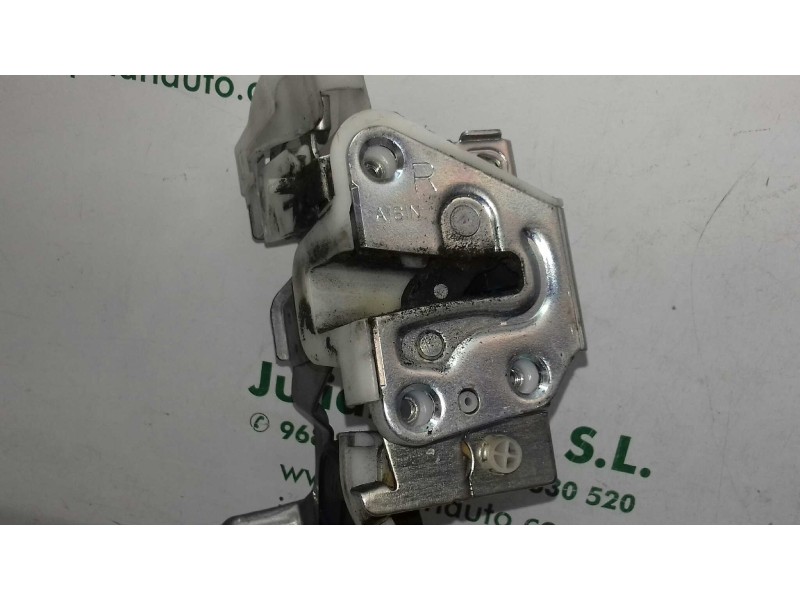 Recambio de cerradura puerta trasera derecha para peugeot 107 urban referencia OEM IAM   2 PINES