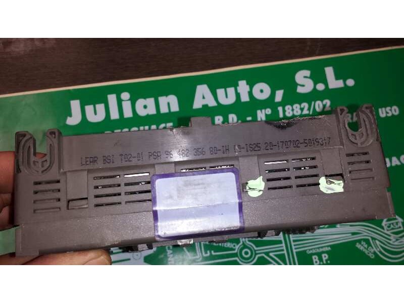 Recambio de caja reles / fusibles para citroen c5 break 2.0 hdi exclusive referencia OEM IAM 9648235680 BSI T02 01 