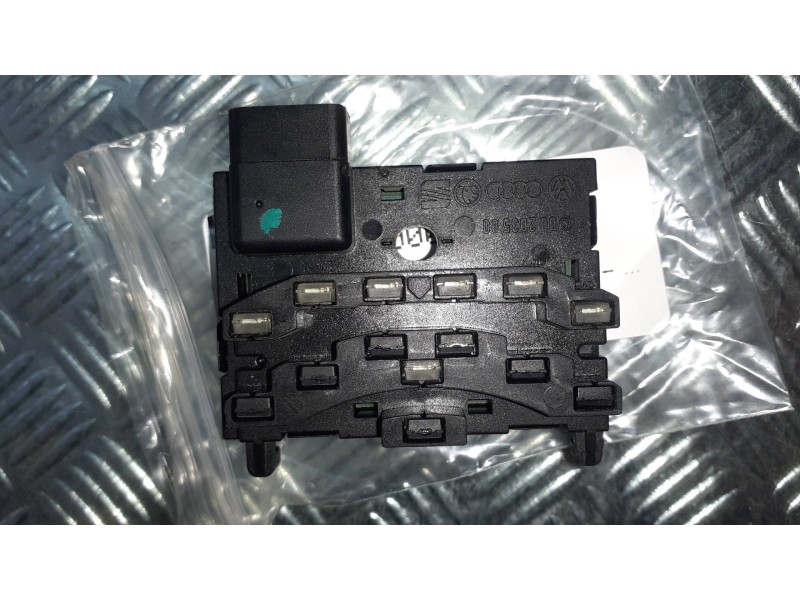 Recambio de sensor para volkswagen touran (1t1) highline referencia OEM IAM 1K0959654 CONECTOR 10 PINES DIRECCION