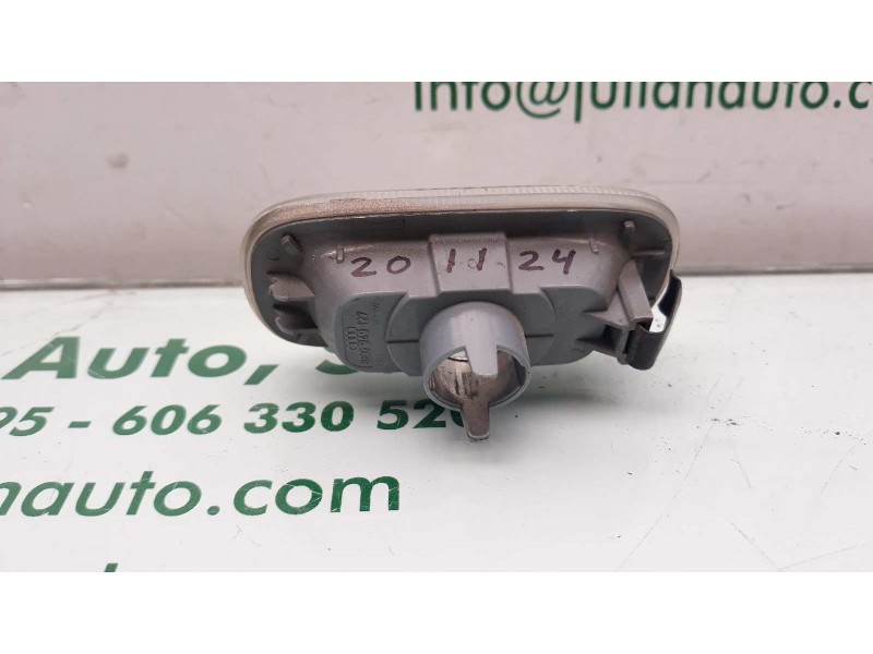 Recambio de piloto delantero derecho para audi a4 berlina (8e) 2.0 referencia OEM IAM 8E0949127  