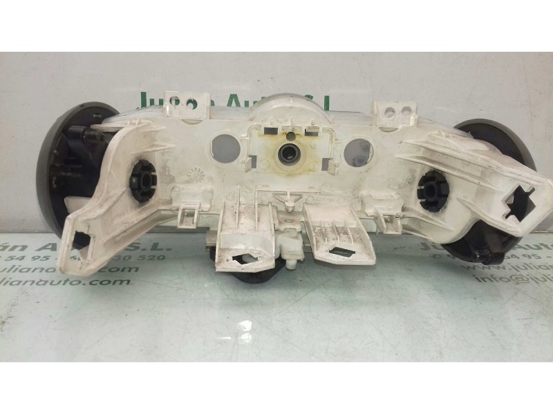 Recambio de mando calefaccion / aire acondicionado para peugeot 107 urban referencia OEM IAM 69617004 P69610010CC3M5M 