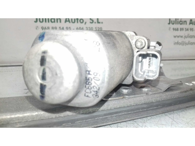 Recambio de elevalunas delantero derecho para peugeot 107 urban referencia OEM IAM 118670RH  ELECTRICO