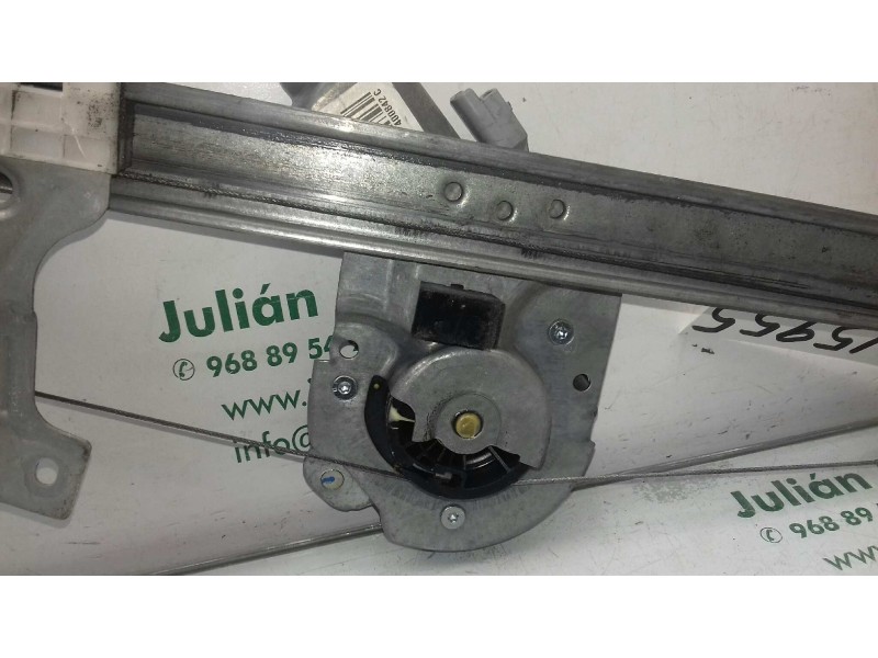 Recambio de elevalunas delantero derecho para peugeot 107 urban referencia OEM IAM 118670RH  ELECTRICO