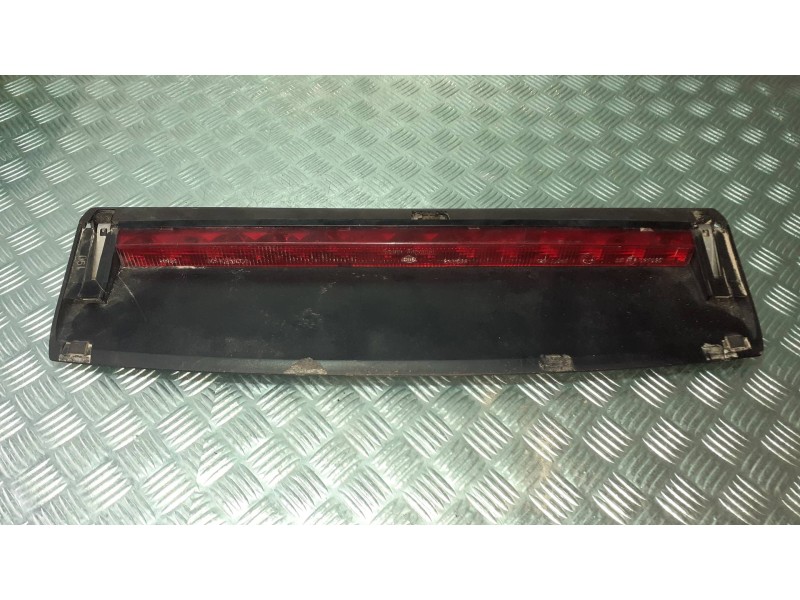 Recambio de luz central de freno para skoda octavia berlina (1u2) tour referencia OEM IAM 1U6945097B  