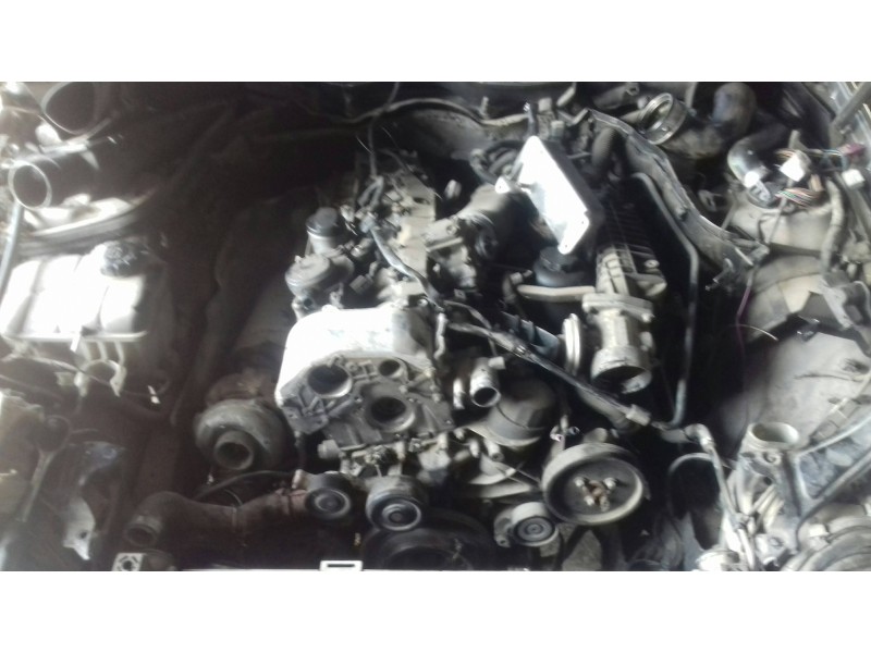 mercedes-benz clase c (w203) berlina del año 2005