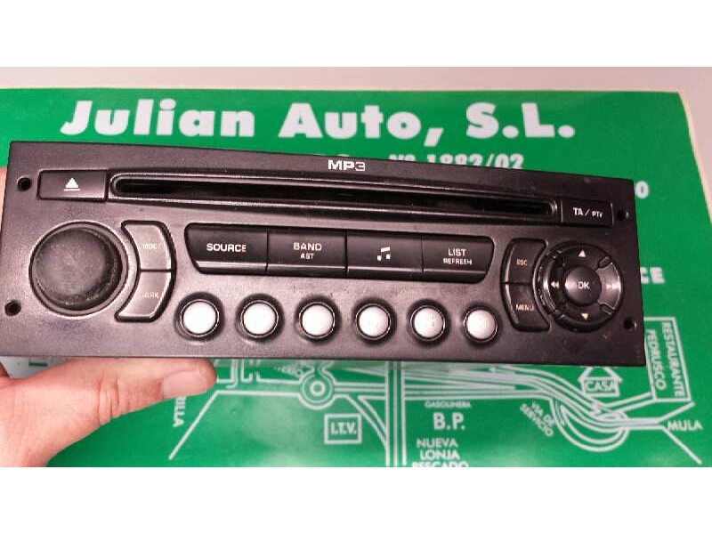 Recambio de sistema audio / radio cd para citroen c4 berlina lx referencia OEM IAM 96647697XT MP3 BLAUPUNKT 9664769777