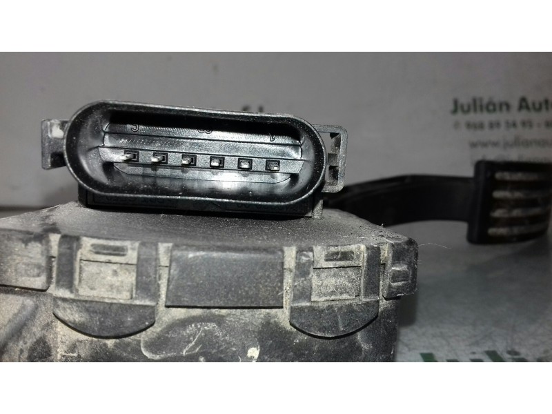 Recambio de potenciometro pedal para ford focus berlina (cap) ghia referencia OEM IAM 6PV00864100  