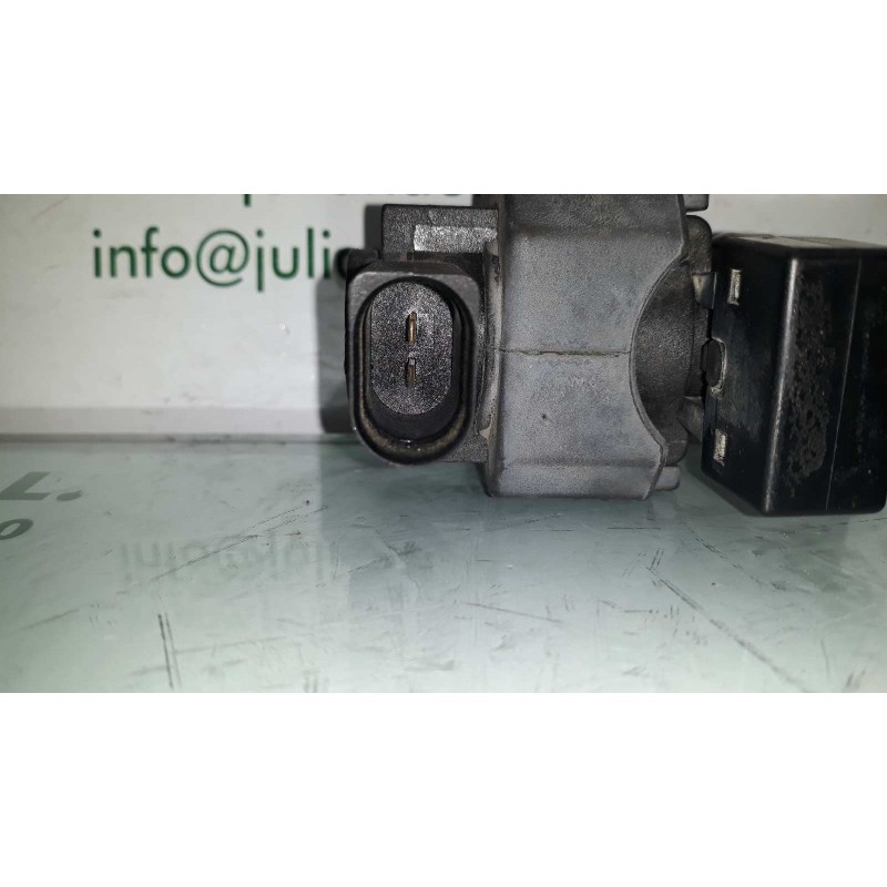 Recambio de valvula aire adicional para audi a4 berlina (8e) 2.5 tdi referencia OEM IAM 4E0906628 72290308 TURBO