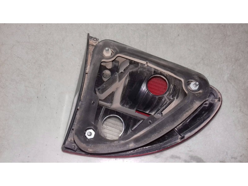 Recambio de piloto trasero derecho para seat leon (1m1) signo referencia OEM IAM 1M6945112 45209DY2 YORKA