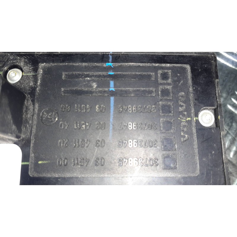 Recambio de mando elevalunas delantero izquierdo para volvo s40 berlina 2.4 kinetic referencia OEM IAM 30739845 30739846 0345110