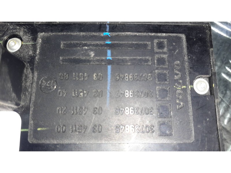 Recambio de mando elevalunas delantero izquierdo para volvo s40 berlina 2.4 kinetic referencia OEM IAM 30739845 30739846 0345110