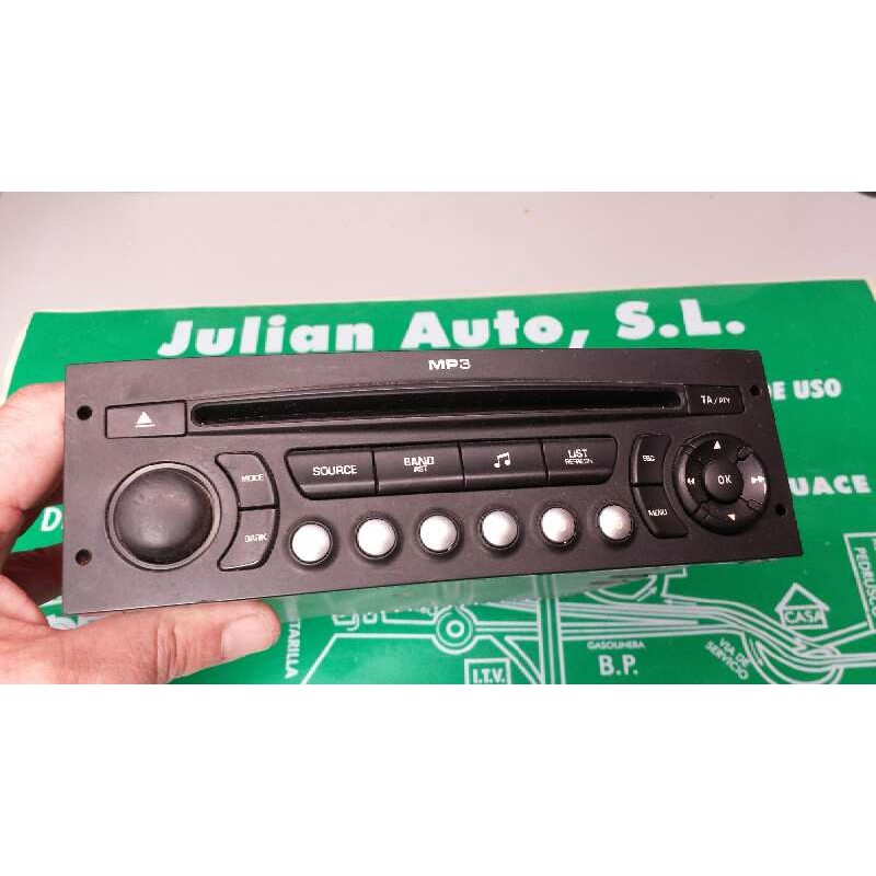 Recambio de sistema audio / radio cd para citroen c3 1.4 hdi sx plus referencia OEM IAM 96643698XT MP3 SIEMENS / VDO 