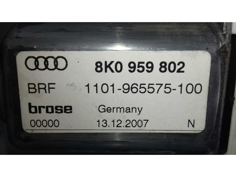 Recambio de motor elevalunas delantero derecho para audi a4 ber. (b8) básico referencia OEM IAM 8K0959802 1101965575100 BROSE