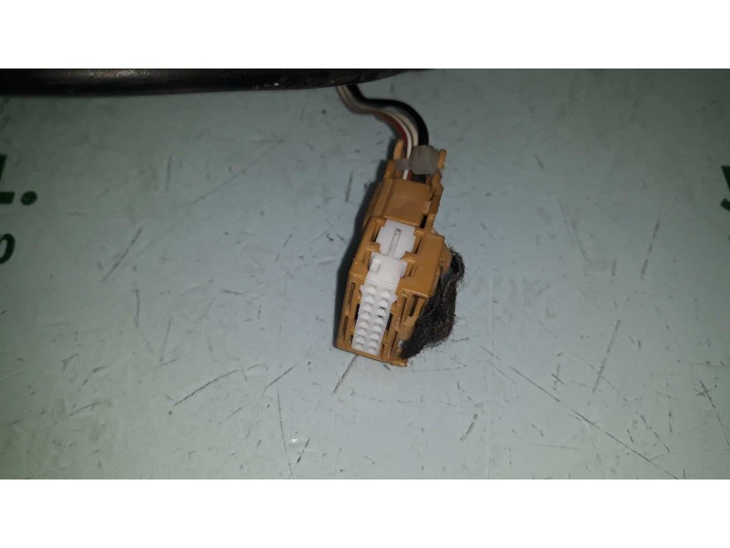 Recambio de retrovisor izquierdo para audi a4 berlina (8e) 2.5 tdi referencia OEM IAM  5 CABLES ELECTRICO