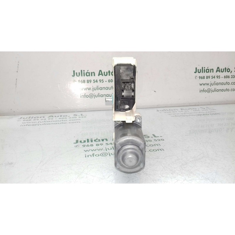 Recambio de motor elevalunas trasero derecho para audi a4 ber. (b8) básico referencia OEM IAM 8K0959812 1101965577100 BROSE