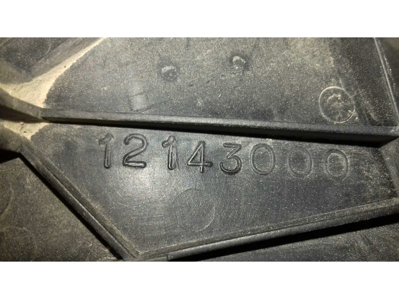 Recambio de retrovisor izquierdo para peugeot 106 (s1) kid referencia OEM IAM 12143000  MANUAL Recambio de retrovisor izquierdo para peugeot 106 (s1) kid referencia OEM IAM 12143000  MANUAL