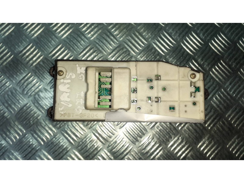 Recambio de mando elevalunas delantero izquierdo para toyota yaris (ksp9/scp9/nlp9) básico referencia OEM IAM   